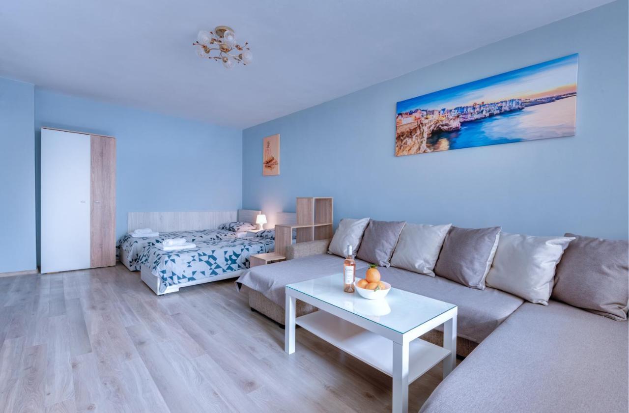 Daisy - 3 Room And Kitchen Apartment In Lazur Burgaz Dış mekan fotoğraf