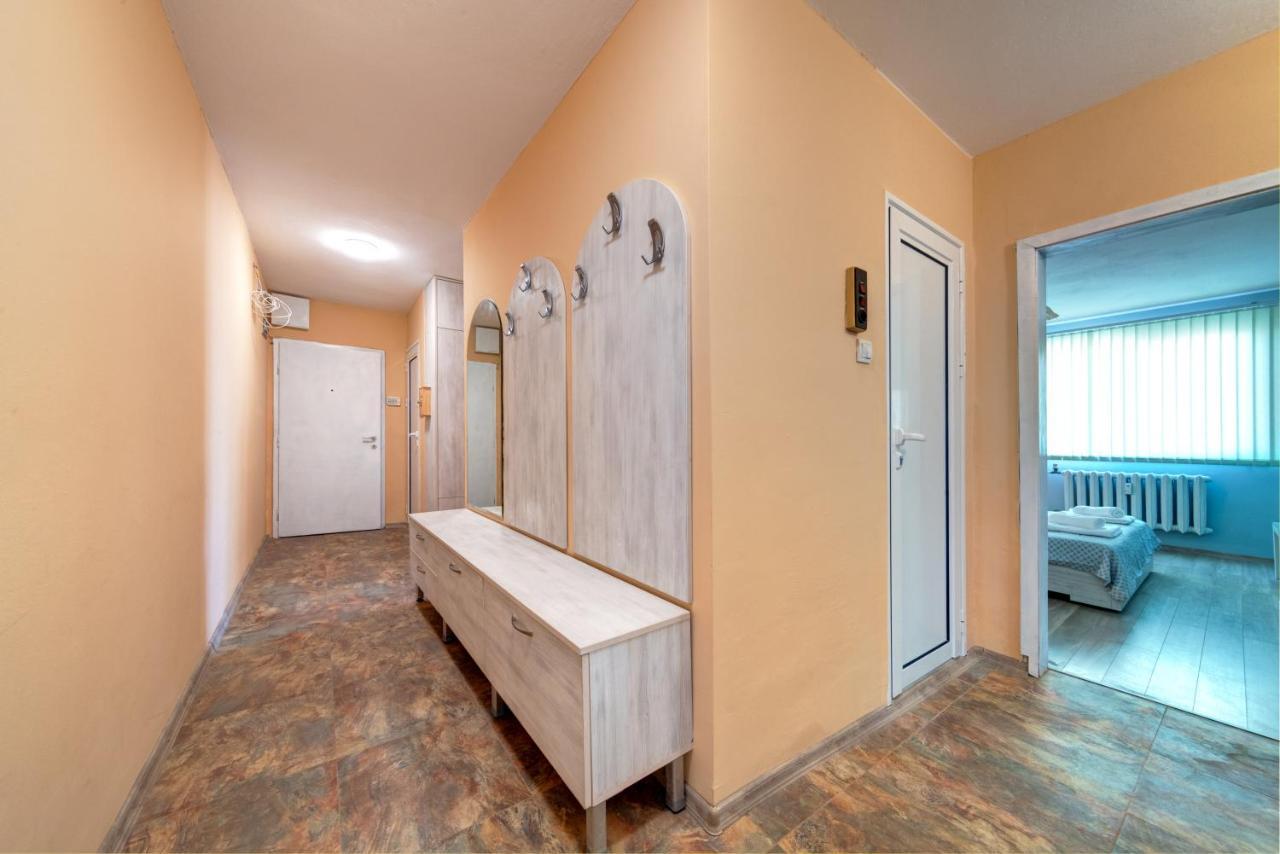 Daisy - 3 Room And Kitchen Apartment In Lazur Burgaz Dış mekan fotoğraf